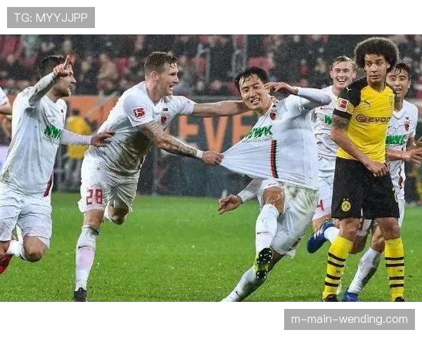 第二次进攻机会把握成重点 前锋补射意识受强调